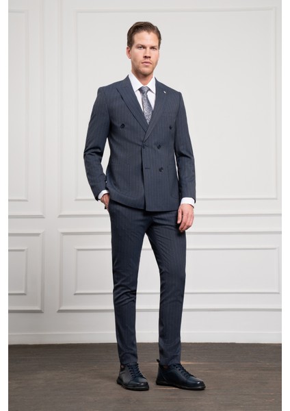 Erkek Lacivert Trend Slim Fit Sivri Yaka Kruvaze Takım Elbise fırsatları