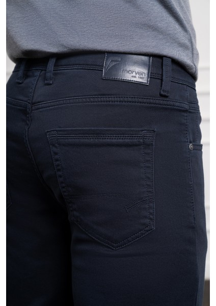 Erkek Lacivert Mevsimlik Pamuk 5 Cep Dynamic Fit Jean Pantolon