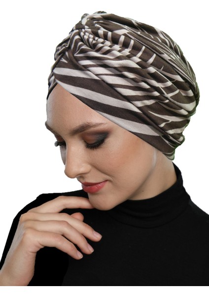 Zebra Luxe Desenli Çapraz ve Bant Detaylı Astarlı Hazır Türban Tesettür Havuz Bonesi modelleri