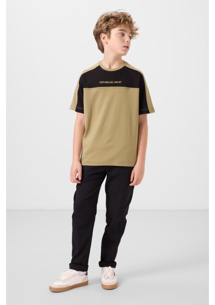 Koyu Bej Pamuklu Yumuşak Dokulu Oversize Fit Baskılı Erkek Çocuk T-Shirt - 11290