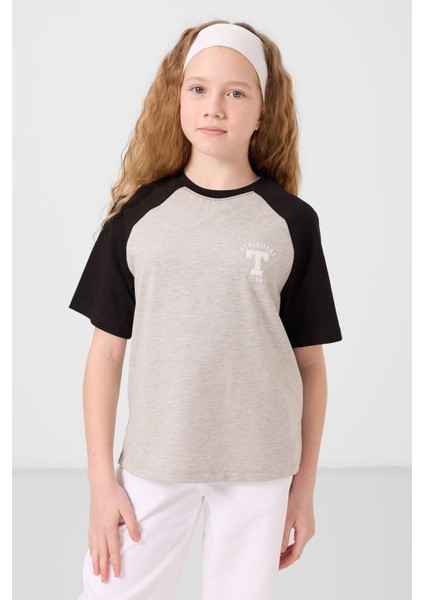 Gri Melanj O Yaka Pamuklu Baskılı Oversize Fit Kız Çocuk T-Shirt - 75179