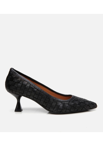 01AYH304160A100 KADIN Deri Siyah Örgü Detaylı Stiletto