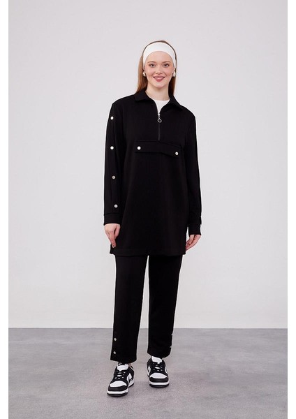 Siyah Düğme Detaylı Spor Takım