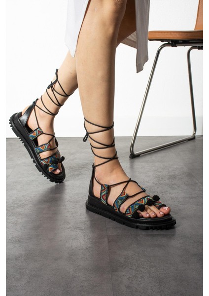 Zeyna Etnik Desenli Bağlamalı Sandalet- Siyah