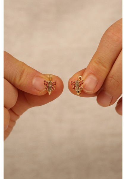 Taşlı Kelebek Çocuk Altın Küpe CGKKP0157