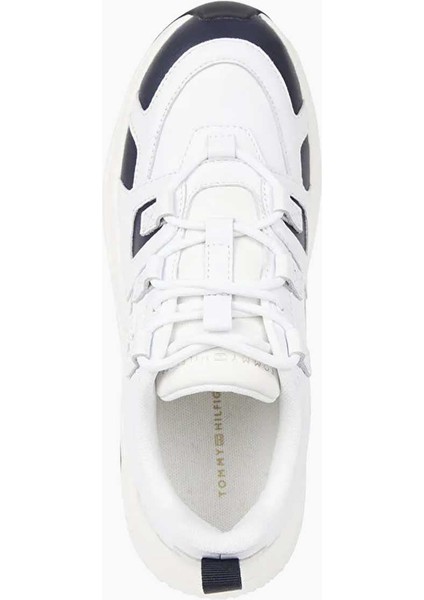 Premium Runner Sneaker