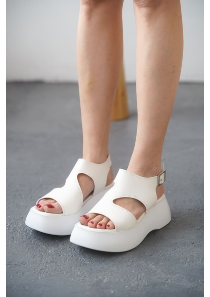 Kadın Sagata Kalın Tabanlı Sandalet - Beyaz modelleri