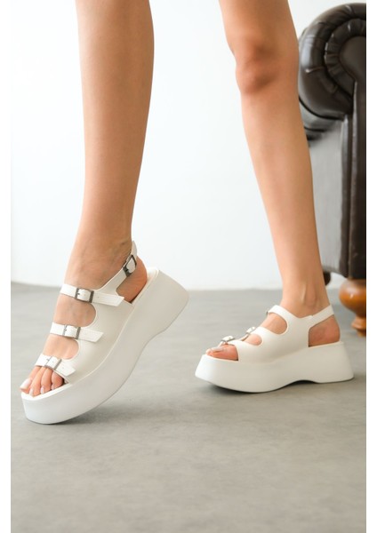 Kadın Delta Kalın Tabanlı Sabdalet - Beyaz