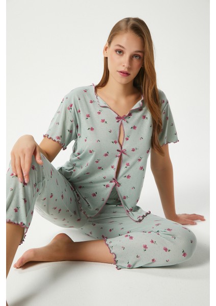 Kadın Juliet Kurdeleli Yumuşak Doku Yeşil Çiçekli Pijama Takımı