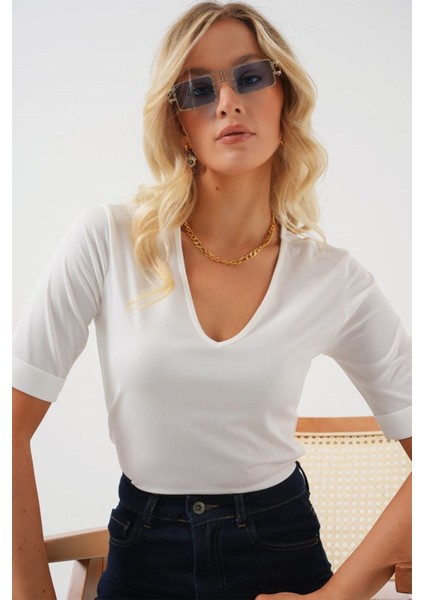 V Yaka Kısa Kol Basic Bluz 955 - Beyaz