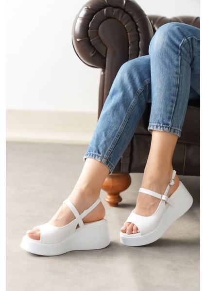 Kadın Lasley Dolgu Topuklu Sandalet - Beyaz