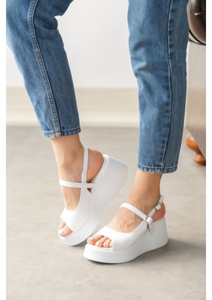 Kadın Lasley Dolgu Topuklu Sandalet - Beyaz fiyatları