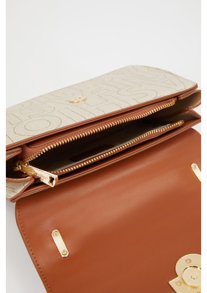 Krem Gold Toka Detaylı Omuz Çantası fırsatları