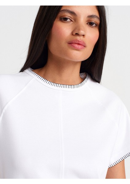 31824 Reglan Kol Kontrast Dikiş Detaylı T-Shirt-Beyaz modelleri