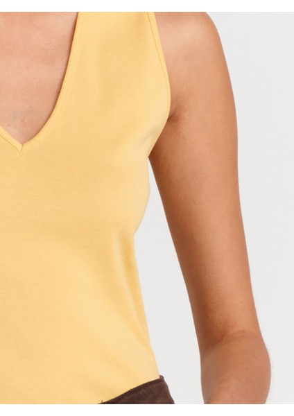 21080 V Yaka Kolsuz Top-Sarı fırsatları