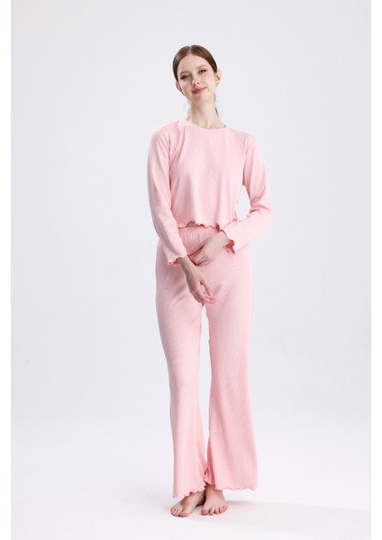 Kadın Fitilli Dalgıç Çizgi Desenli Fırfırlı Uzun Kolu Pijama Takımı