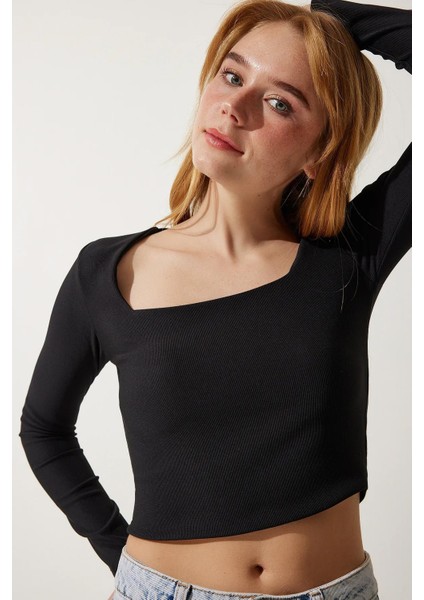 Kadın Siyah Kare Yaka Ottoman Kumaş Crop Bluz fiyatları