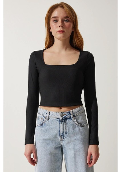 Kadın Siyah Kare Yaka Ottoman Kumaş Crop Bluz fırsatları