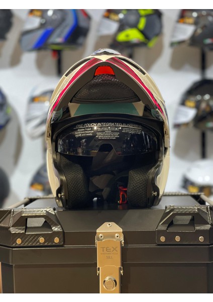 F1 Çene Açılır Kask