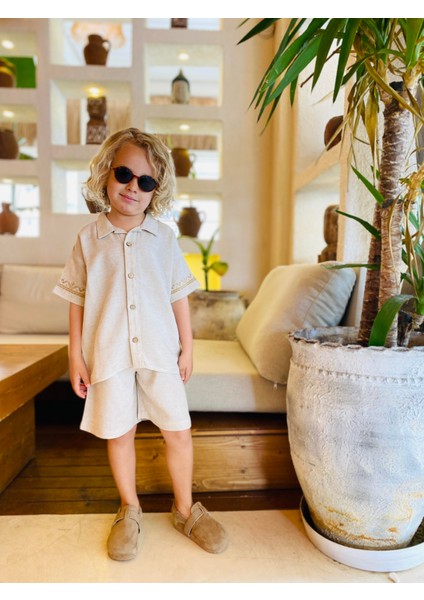 Kolları Nakışlı Gömlek Şort Keten Erkek Çocuk Takım fiyatları