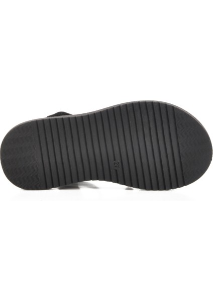 Siyah Rugan Cırtlı Ortopedik Kız Çocuk Sandalet 25T103 P indirimleri