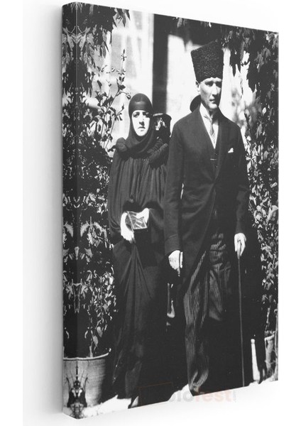 Kalpaklı Atatürk - Tarihi Fotoğraf Kanvas Tablo modelleri