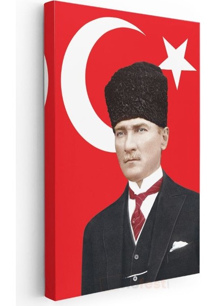 Türk Bayrağı Önünde Atatürk - Kalpaklı Resmi Portre Kanvas Tablo