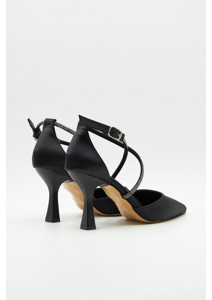 Tracer Kadın Taşlı Topuklu Ayakkabı fırsatları