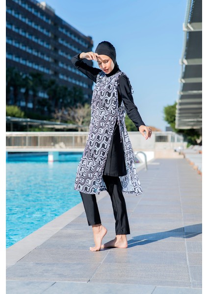 Rukomayo Siyah-Beyaz Desenli Yan Bağlamalı Esnek Şifon Kumaş Pareo