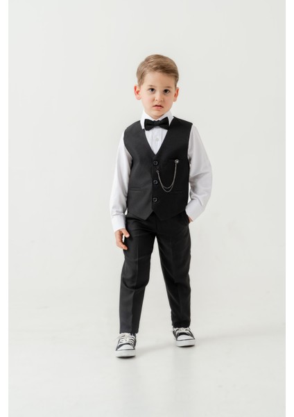 Erkek Çocuk Yelekli Slim Fit Takım Elbise – 4 Parça (Yelek, Pantolon, Gömlek, Papyon) TE.7026