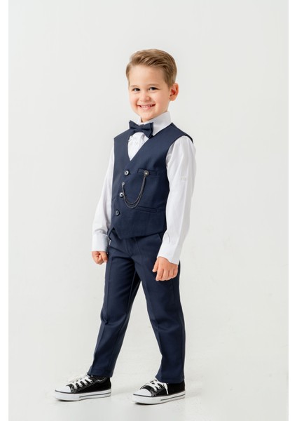 Erkek Çocuk Yelekli Slim Fit Takım Elbise – 4 Parça (Yelek, Pantolon, Gömlek, Papyon) TE.7026