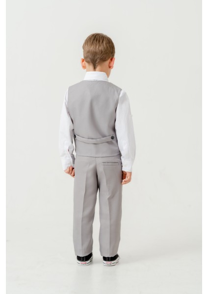 Erkek Çocuk Yelekli Slim Fit Takım Elbise – 4 Parça (Yelek, Pantolon, Gömlek, Papyon) TE.7026