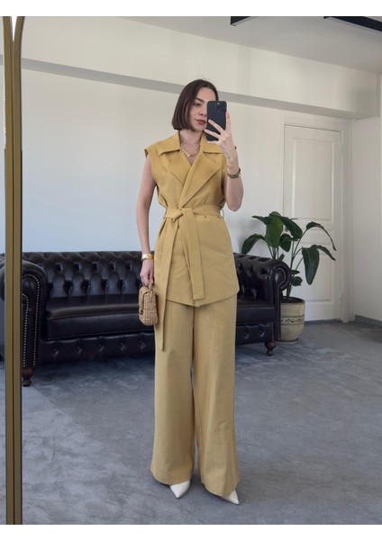 Magarde Kadın Ara Boy Kuşaklı Yelekli Bol Pantolonlu Ikili Keten Takım