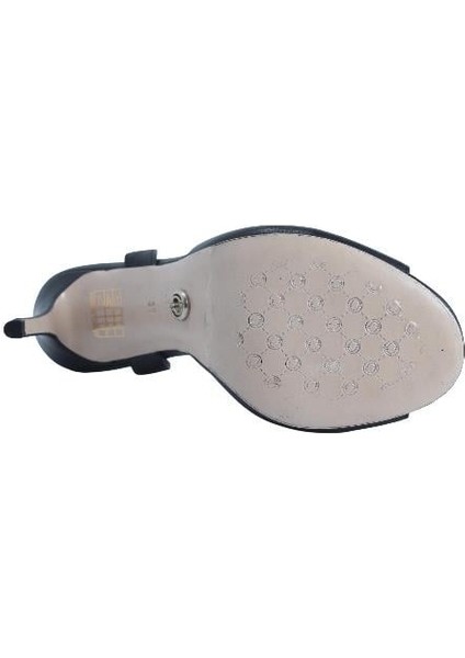 Hakiki Deri Sıyah Sandalet Topuklu 6564 204 V1 fırsatları