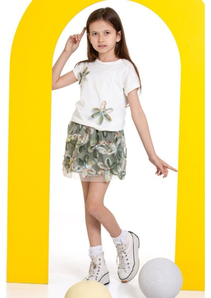 Kız Çocuk Zambak Detaylı Etekli Takım