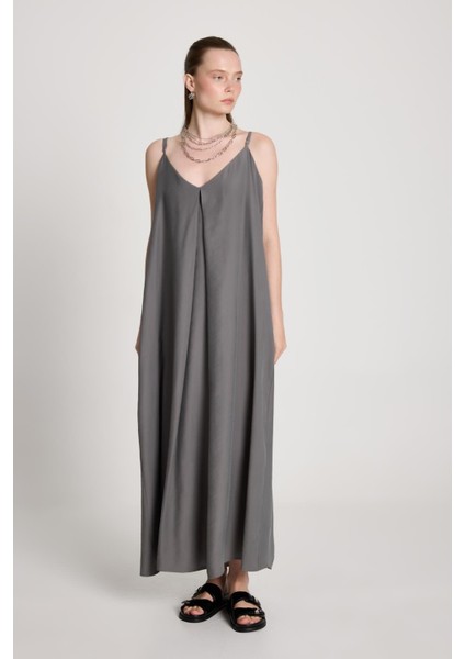 Kadın Antrasit %100 Modal Askılı Bol Kesim Uzun Elbise 29201 fiyatları