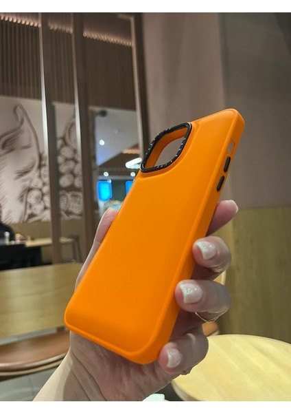iPhone 13 Pro Max Yumuşak Dokulu Turuncu Telefon Kılıfı