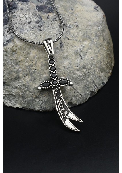 Siyah Mikro Taş Süslemeli Hz. Ali Zülfikar Kılıcı 925 Ayar Gümüş Kolye Zincir 901800