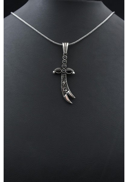 Siyah Mikro Taş Süslemeli Hz. Ali Zülfikar Kılıcı 925 Ayar Gümüş Kolye Zincir 901800 fırsatları