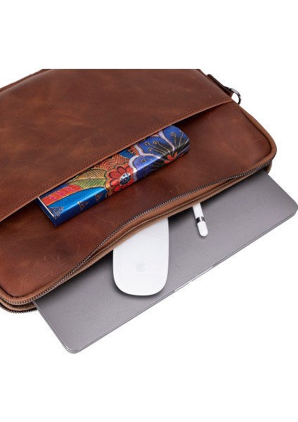 Leeds 14 Inç MacBook ve Pc Uyumlu, Deri, El Yapımı Kılıf, Karamel