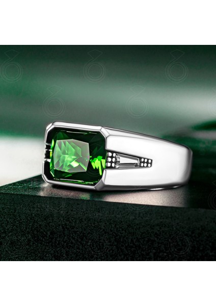 925 Ayar Gümüş Yeşil Baget Taşlı Erkek Yüzük fiyatları