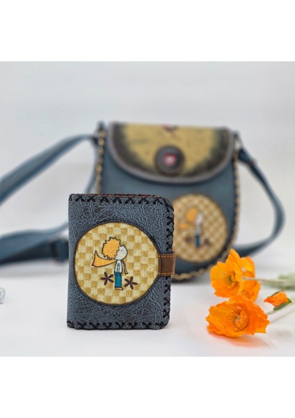 Küçük Prens Figurlu Tasarımlı Capraz Örgulu Kol Cantası Petrol ve Cuzdan Petrol Kombin fırsatları