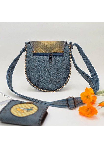 Küçük Prens Figurlu Tasarımlı Capraz Örgulu Kol Cantası Petrol ve Cuzdan Petrol Kombin indirimleri