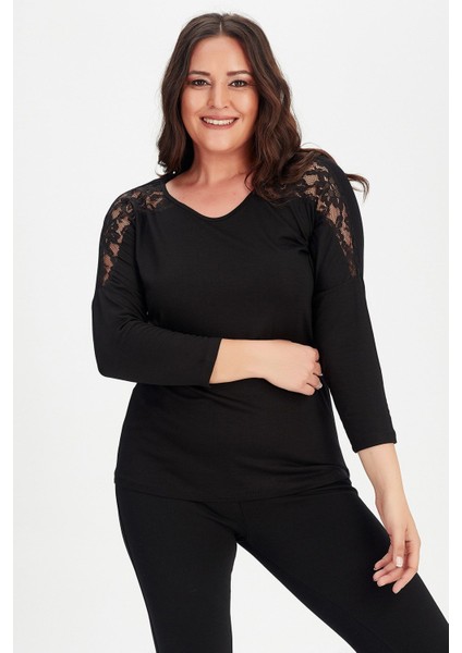 Roba Dantel Detaylı Uzun Kol Bluz