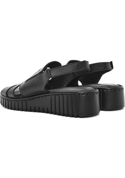 Kadın Siyah Kalın Tabanlı Deri Comfort Sandalet 25SFD410618 indirimleri