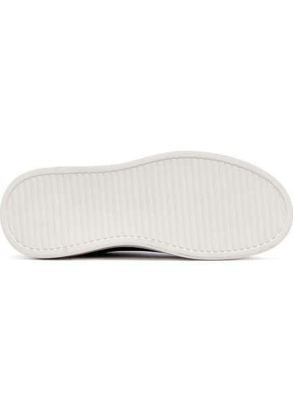 Erkek Siyah Bağcıklı Kalın Tabanlı Deri Sneaker 25SFD676818