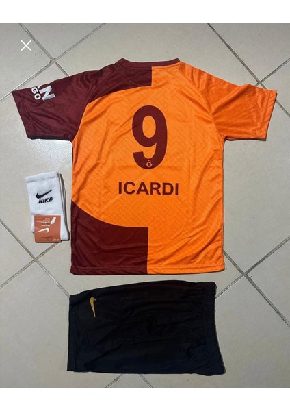 Galatasaray 23/24 Iç Saha Cocuk Forması Hedyeli 4 Çoarap Bileklik Lü Set