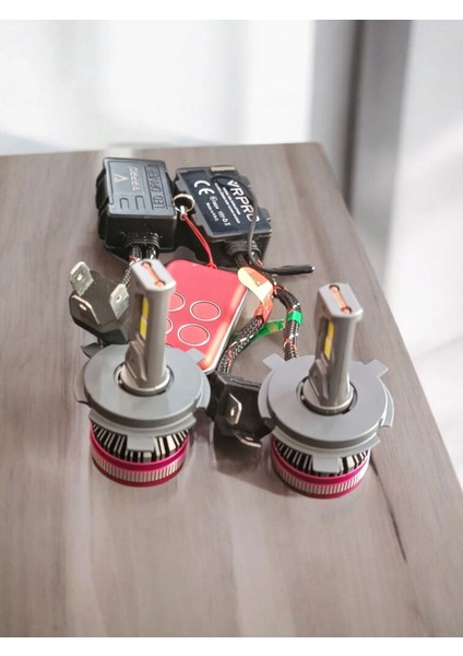 H4 3 Renk 4mod Şimşek Etkili LED Zenon Beyaz-Sarı-Günışığı-Çakarlı Kumandalı Vrpro Evulutın LED Zenon