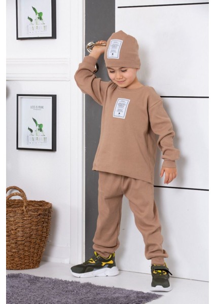 Fitilli Şapkalı Erkek Çocuk 3'lü Takım indirimleri