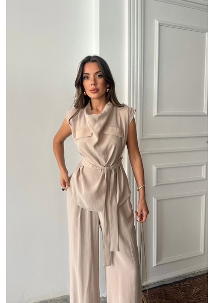 Tencel Modal Kolsuz Bluz Kapalı Cep Detaylı Dökümlü - Pantolon Takım - Bej